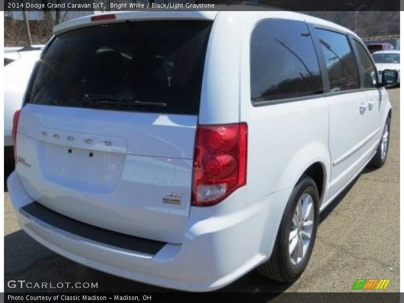 Bright White / Black/Light Graystone 2014 Dodge Grand Caravan SXT
