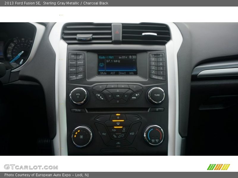 Sterling Gray Metallic / Charcoal Black 2013 Ford Fusion SE