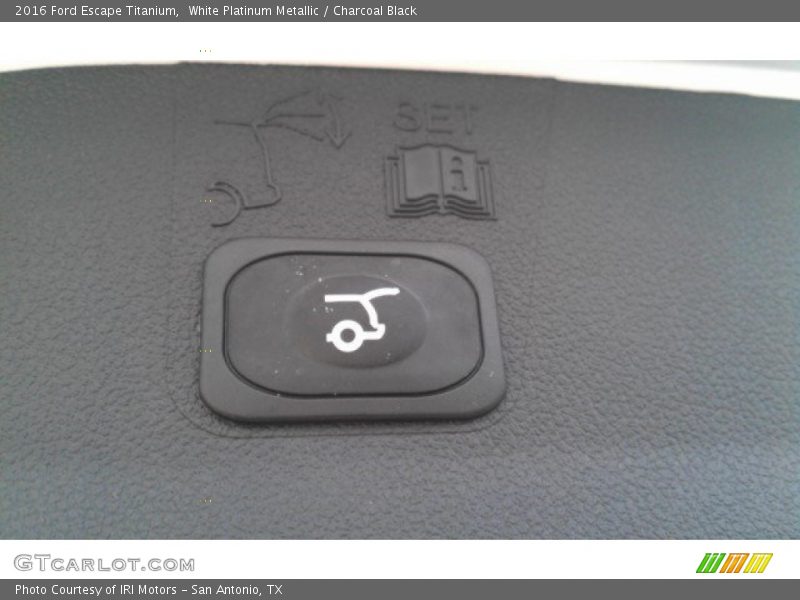 White Platinum Metallic / Charcoal Black 2016 Ford Escape Titanium