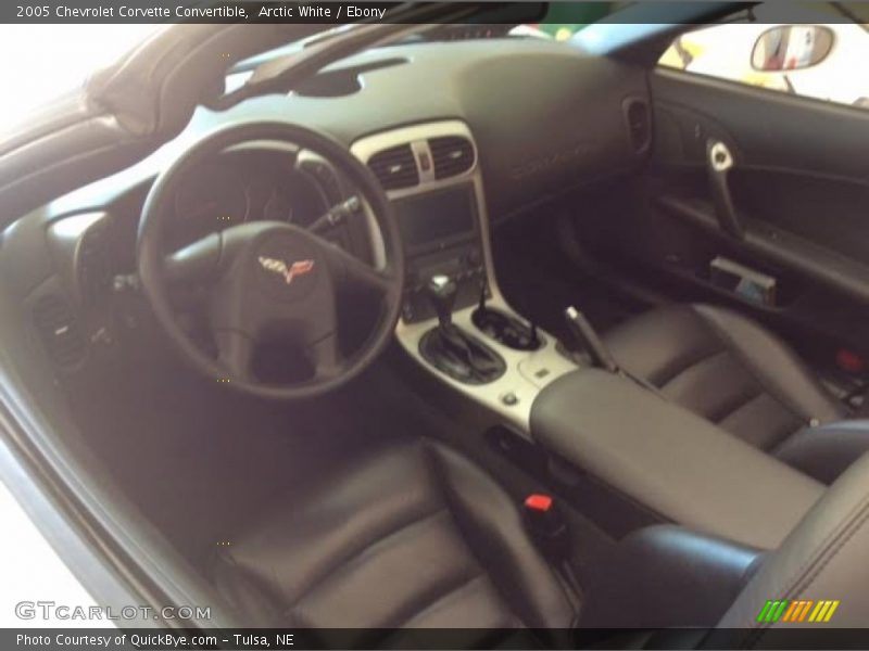 Arctic White / Ebony 2005 Chevrolet Corvette Convertible