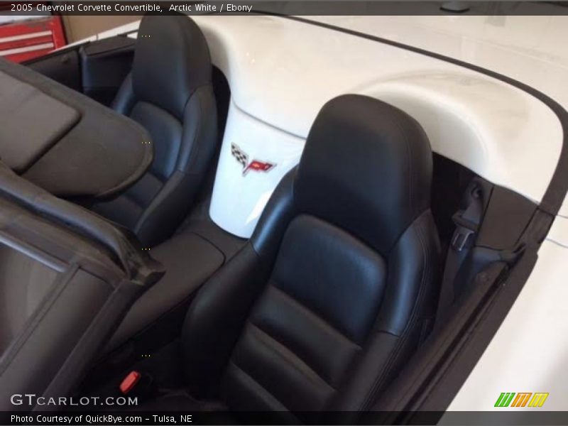 Arctic White / Ebony 2005 Chevrolet Corvette Convertible