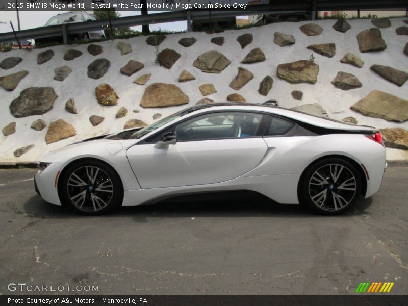  2015 i8 Mega World Crystal White Pearl Metallic