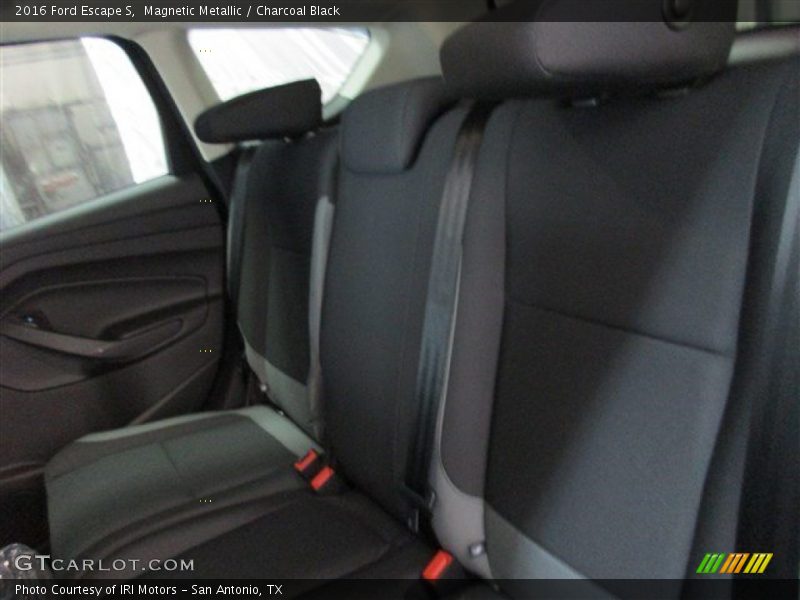 Magnetic Metallic / Charcoal Black 2016 Ford Escape S