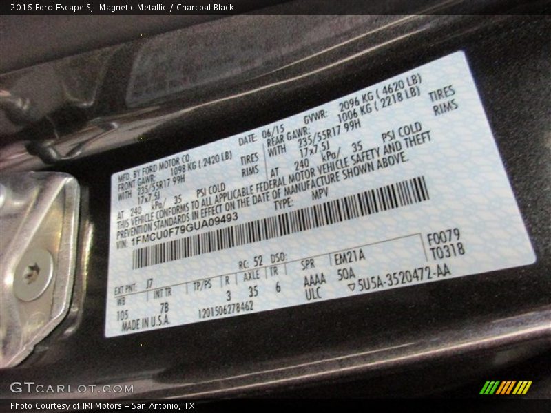 Magnetic Metallic / Charcoal Black 2016 Ford Escape S
