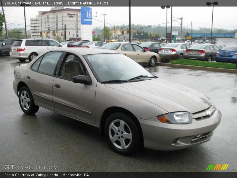 Sandrift Metallic / Neutral 2004 Chevrolet Cavalier LS Sedan
