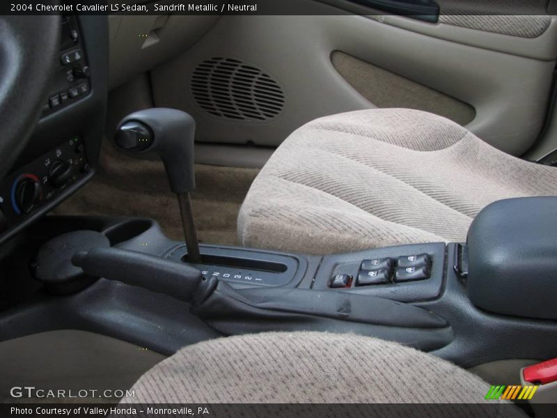 Sandrift Metallic / Neutral 2004 Chevrolet Cavalier LS Sedan