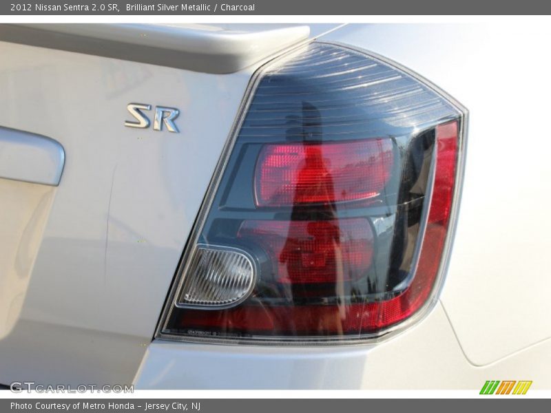 Brilliant Silver Metallic / Charcoal 2012 Nissan Sentra 2.0 SR