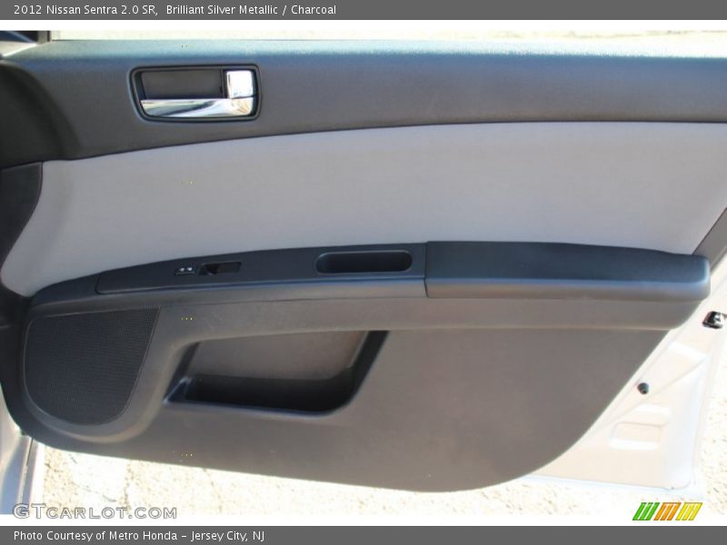 Brilliant Silver Metallic / Charcoal 2012 Nissan Sentra 2.0 SR