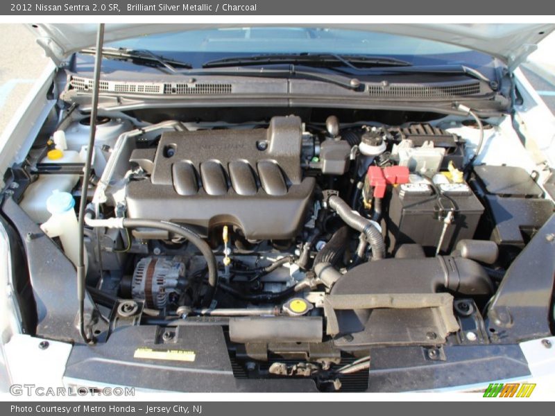 Brilliant Silver Metallic / Charcoal 2012 Nissan Sentra 2.0 SR