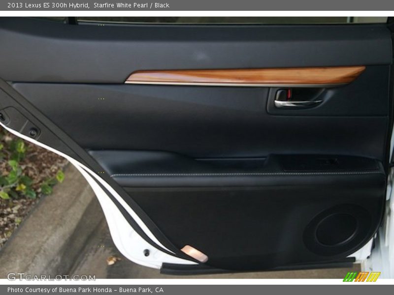 Starfire White Pearl / Black 2013 Lexus ES 300h Hybrid