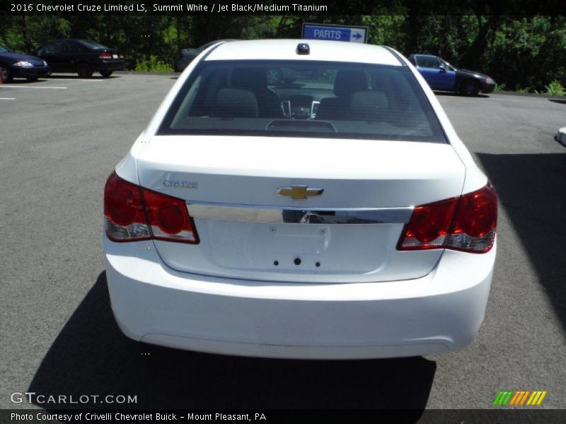 Summit White / Jet Black/Medium Titanium 2016 Chevrolet Cruze Limited LS