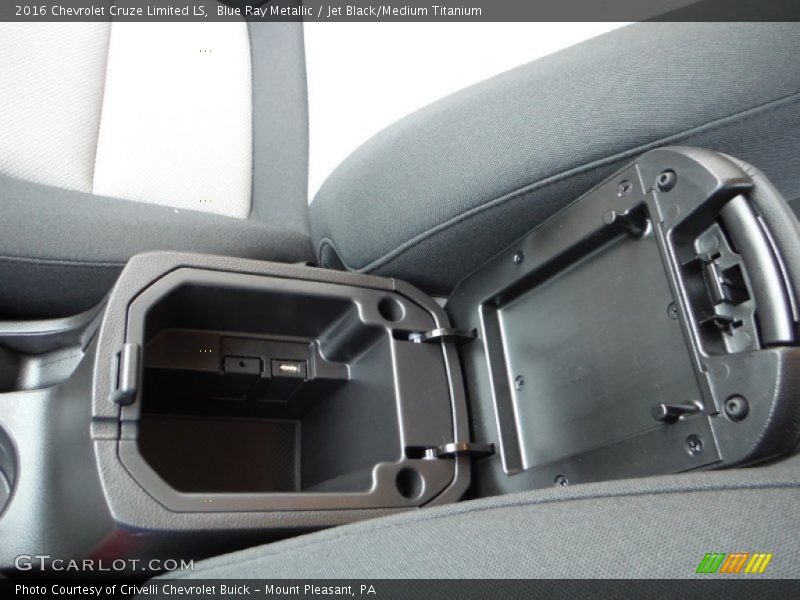 Blue Ray Metallic / Jet Black/Medium Titanium 2016 Chevrolet Cruze Limited LS