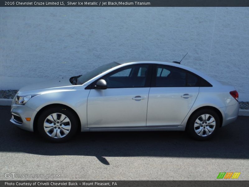 Silver Ice Metallic / Jet Black/Medium Titanium 2016 Chevrolet Cruze Limited LS
