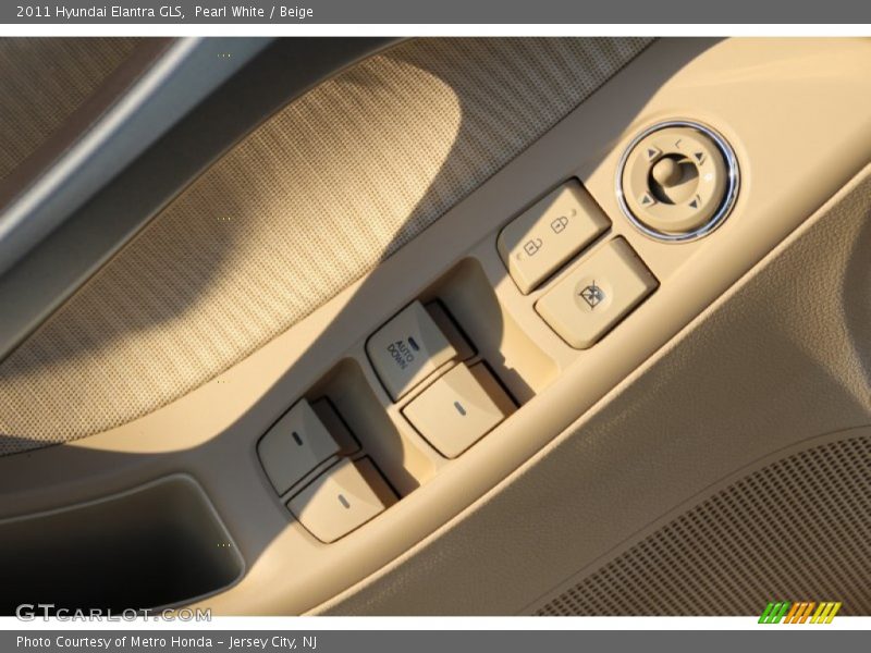 Pearl White / Beige 2011 Hyundai Elantra GLS