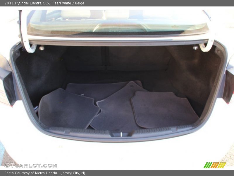 Pearl White / Beige 2011 Hyundai Elantra GLS