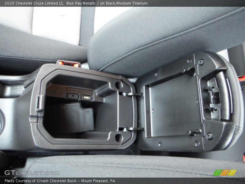 Blue Ray Metallic / Jet Black/Medium Titanium 2016 Chevrolet Cruze Limited LS