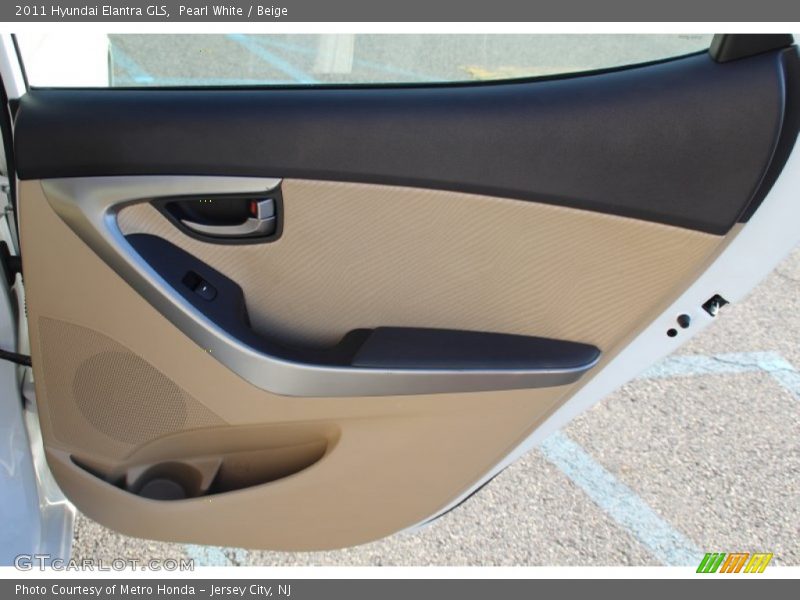Pearl White / Beige 2011 Hyundai Elantra GLS