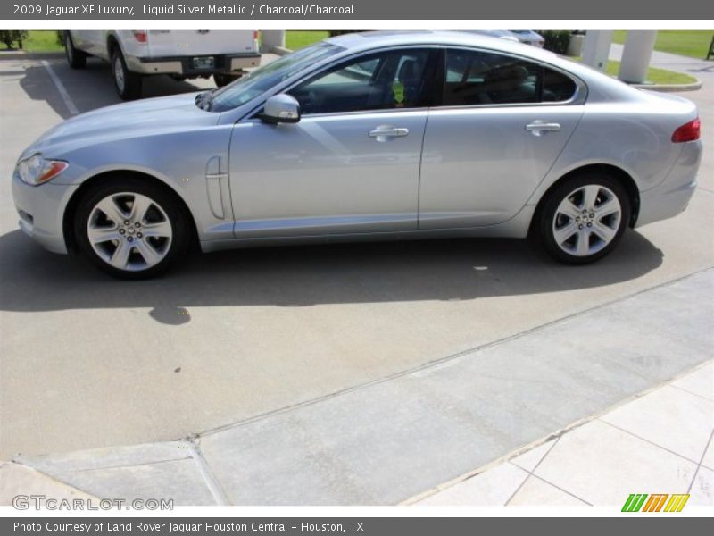 Liquid Silver Metallic / Charcoal/Charcoal 2009 Jaguar XF Luxury