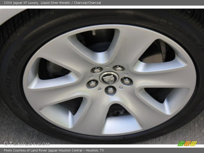 Liquid Silver Metallic / Charcoal/Charcoal 2009 Jaguar XF Luxury