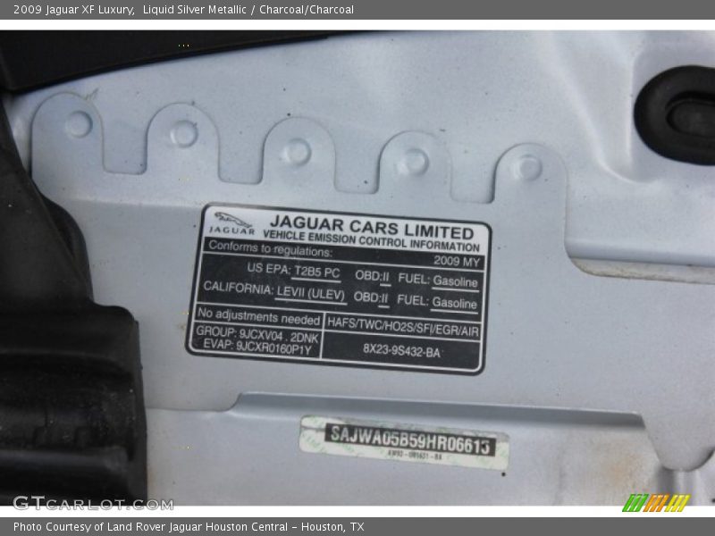 Liquid Silver Metallic / Charcoal/Charcoal 2009 Jaguar XF Luxury