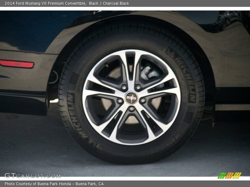 Black / Charcoal Black 2014 Ford Mustang V6 Premium Convertible