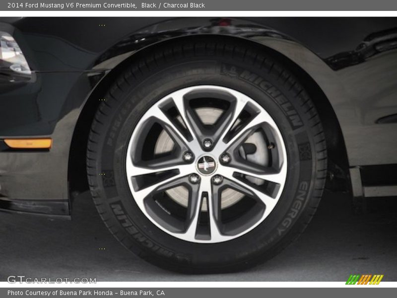 Black / Charcoal Black 2014 Ford Mustang V6 Premium Convertible