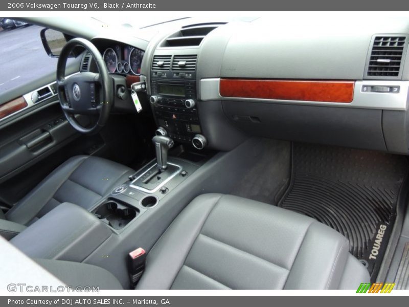 Black / Anthracite 2006 Volkswagen Touareg V6