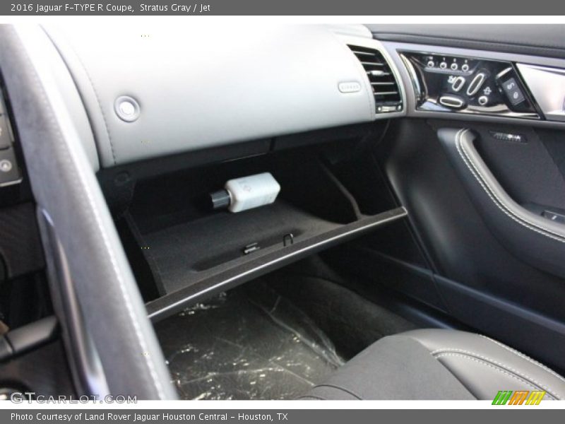 Stratus Gray / Jet 2016 Jaguar F-TYPE R Coupe
