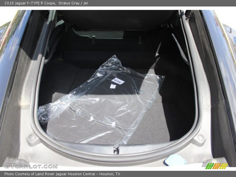 Stratus Gray / Jet 2016 Jaguar F-TYPE R Coupe