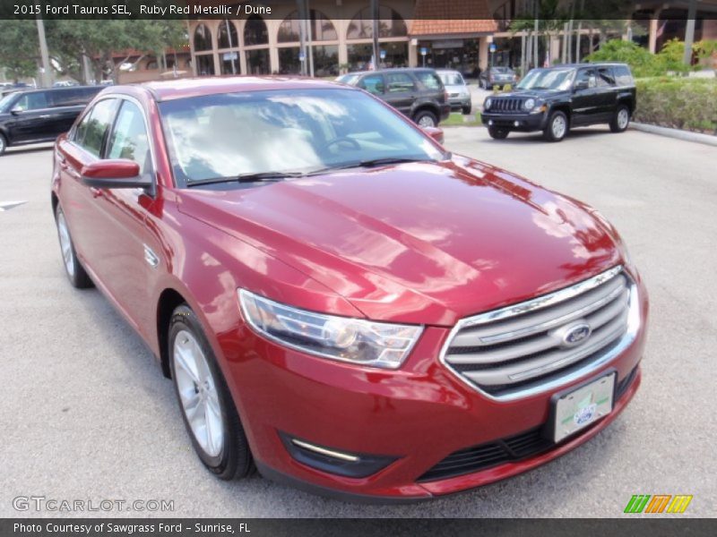 Ruby Red Metallic / Dune 2015 Ford Taurus SEL
