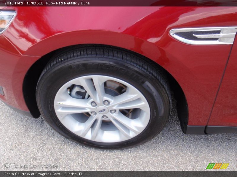 Ruby Red Metallic / Dune 2015 Ford Taurus SEL