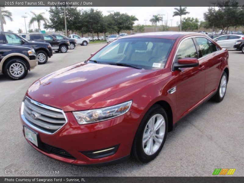 Ruby Red Metallic / Dune 2015 Ford Taurus SEL