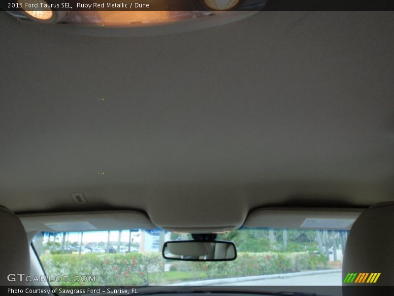 Ruby Red Metallic / Dune 2015 Ford Taurus SEL