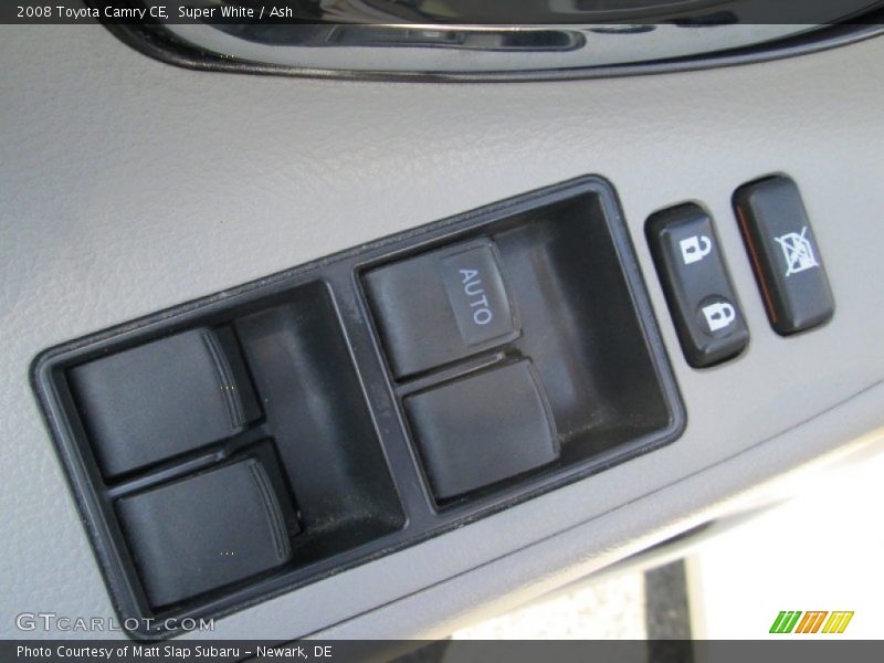 Super White / Ash 2008 Toyota Camry CE