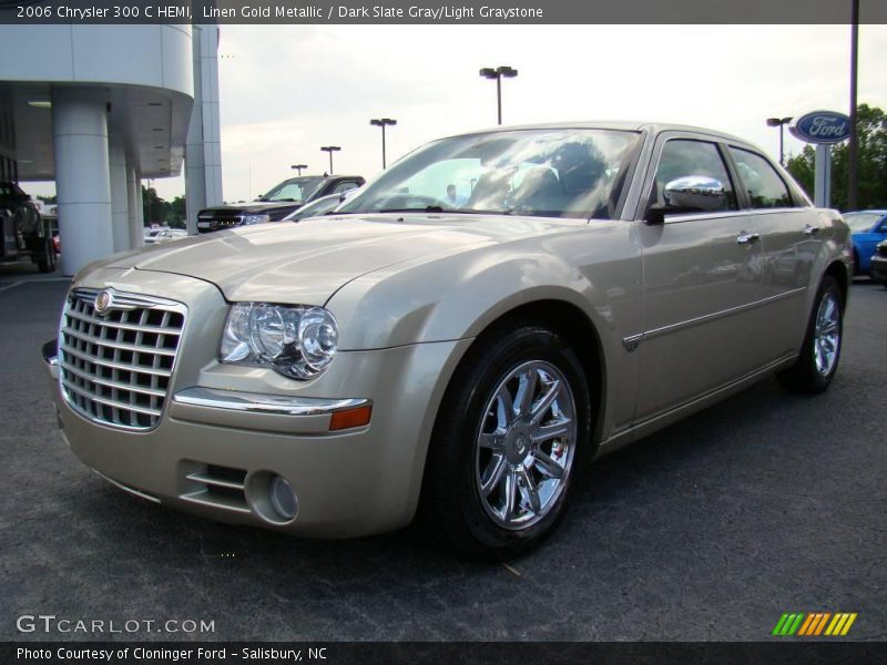 Linen Gold Metallic / Dark Slate Gray/Light Graystone 2006 Chrysler 300 C HEMI
