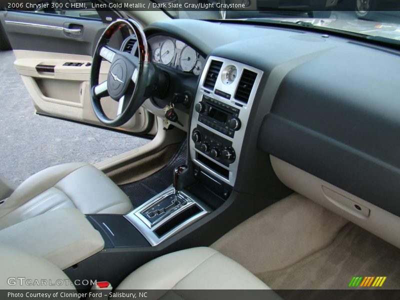 Linen Gold Metallic / Dark Slate Gray/Light Graystone 2006 Chrysler 300 C HEMI