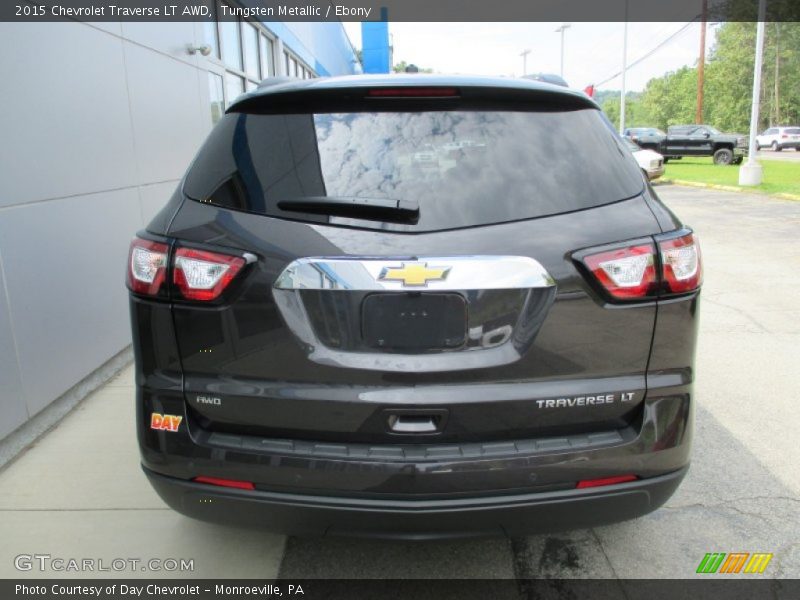 Tungsten Metallic / Ebony 2015 Chevrolet Traverse LT AWD