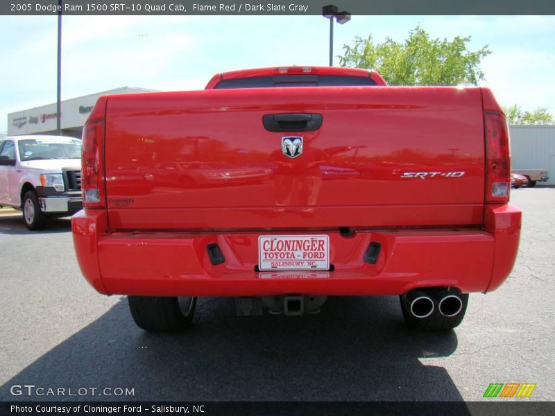 Flame Red / Dark Slate Gray 2005 Dodge Ram 1500 SRT-10 Quad Cab