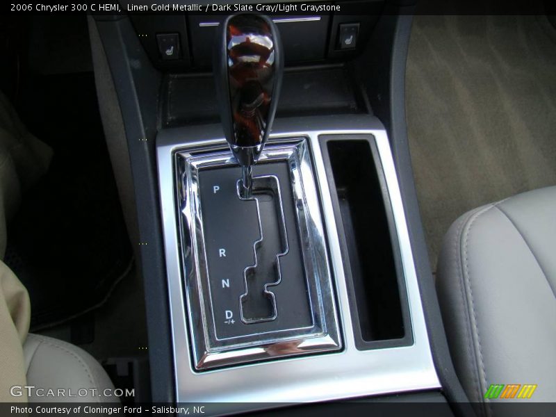 Linen Gold Metallic / Dark Slate Gray/Light Graystone 2006 Chrysler 300 C HEMI