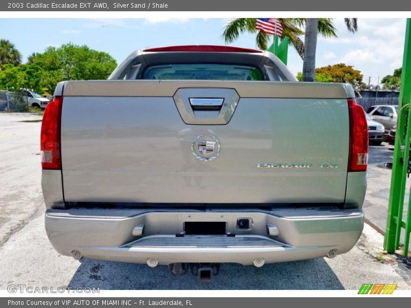 Silver Sand / Shale 2003 Cadillac Escalade EXT AWD