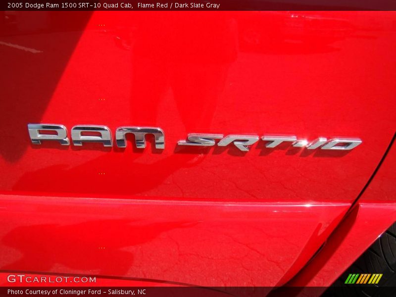 Flame Red / Dark Slate Gray 2005 Dodge Ram 1500 SRT-10 Quad Cab