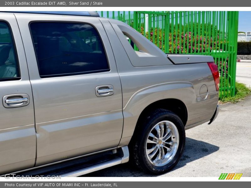 Silver Sand / Shale 2003 Cadillac Escalade EXT AWD