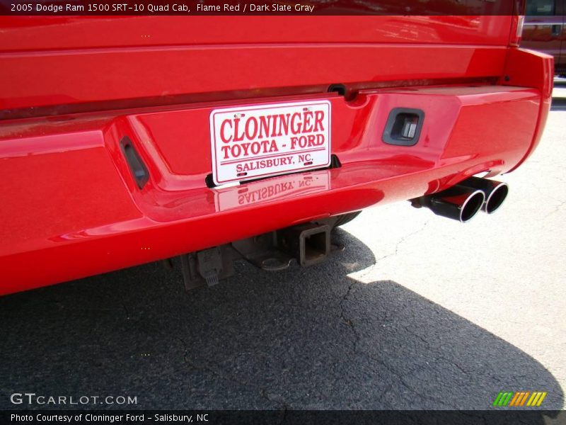 Flame Red / Dark Slate Gray 2005 Dodge Ram 1500 SRT-10 Quad Cab