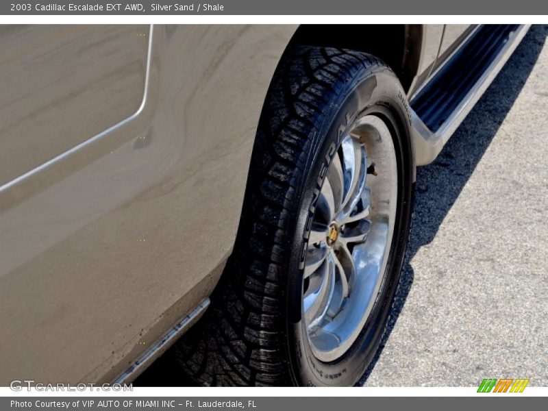 Silver Sand / Shale 2003 Cadillac Escalade EXT AWD