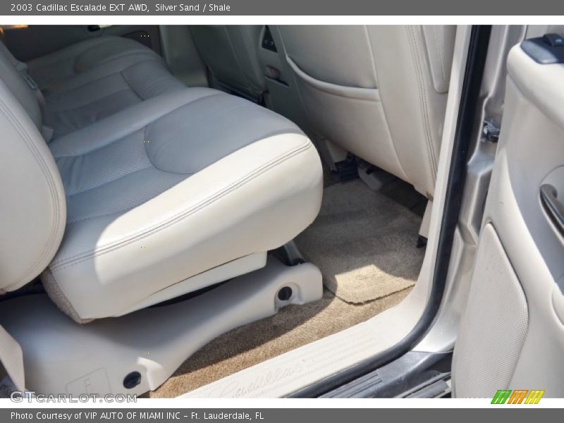 Silver Sand / Shale 2003 Cadillac Escalade EXT AWD