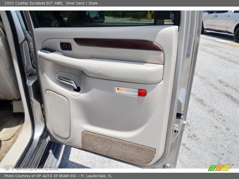 Silver Sand / Shale 2003 Cadillac Escalade EXT AWD
