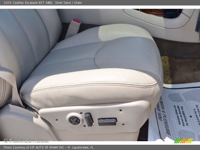 Silver Sand / Shale 2003 Cadillac Escalade EXT AWD