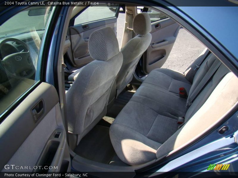 Catalina Blue Metallic / Taupe 2004 Toyota Camry LE