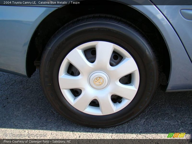 Catalina Blue Metallic / Taupe 2004 Toyota Camry LE
