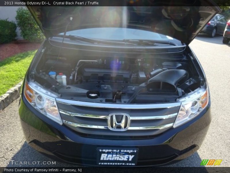 Crystal Black Pearl / Truffle 2013 Honda Odyssey EX-L